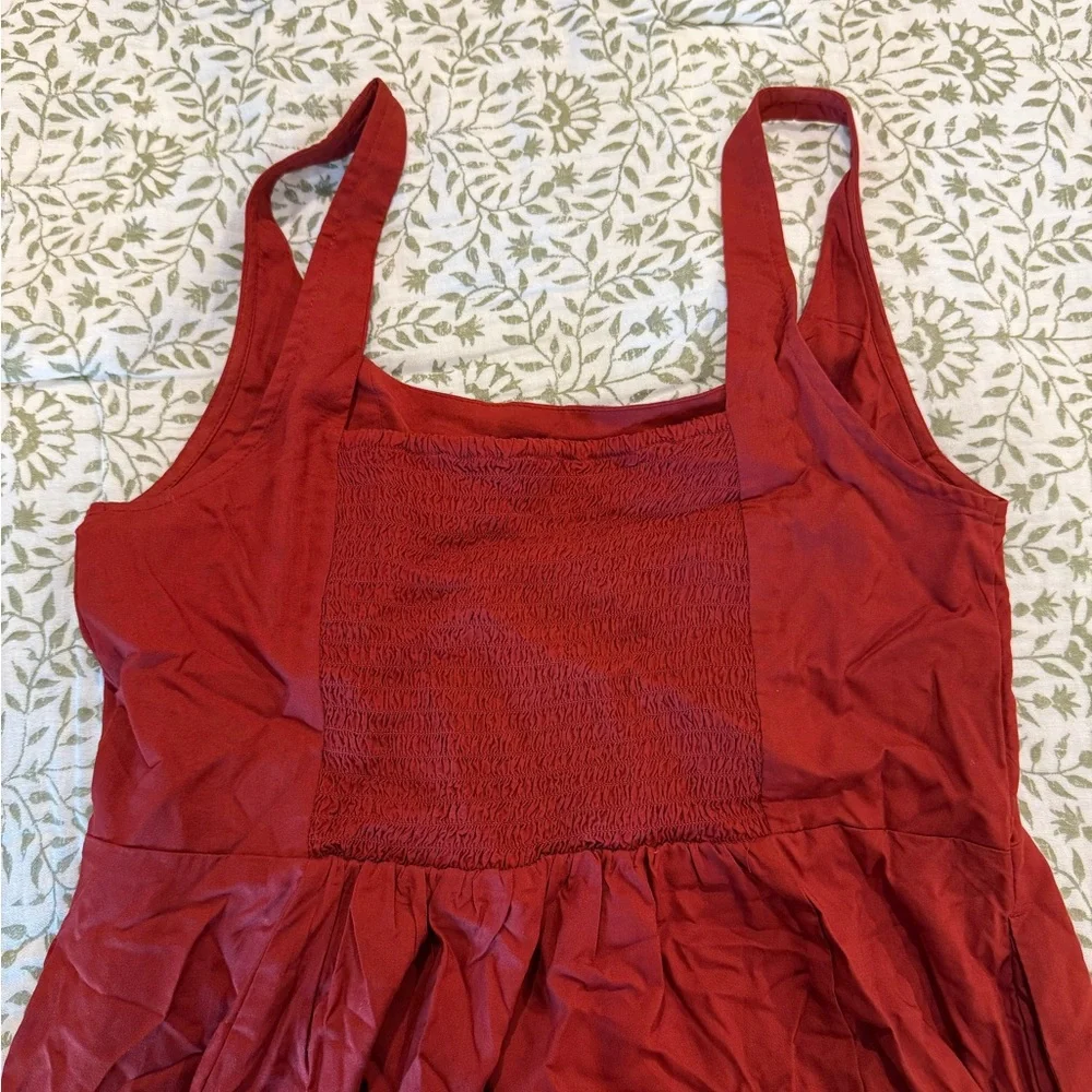Red Sleeveless Dress - Picture 2 of 3